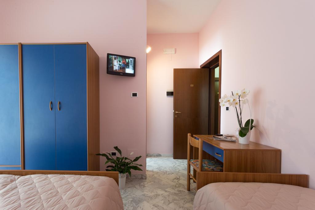 Roma Hotel Pineto Exterior foto